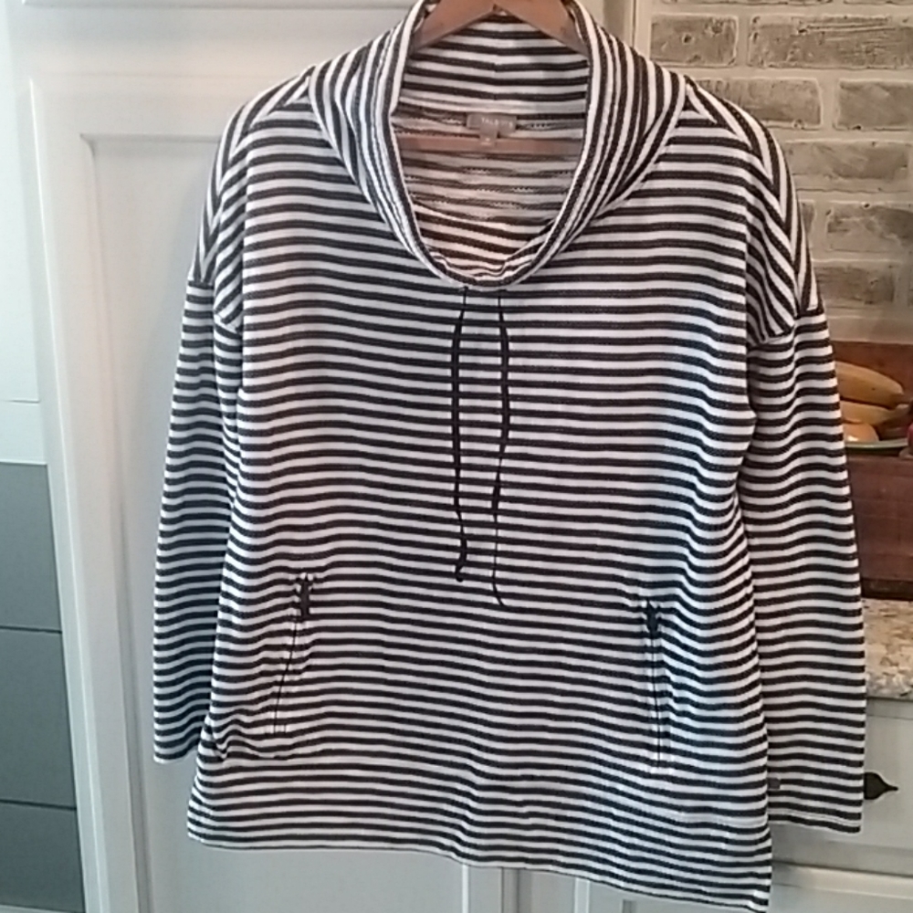 TALBOTS nautical navy/white stripe top Sz M